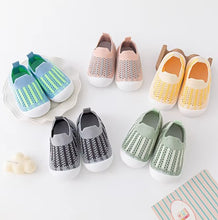 Load image into Gallery viewer, Soft Stride Moccs