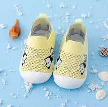 Load image into Gallery viewer, Panda Play Moccs