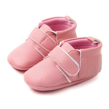 Load image into Gallery viewer, Harper bootie orchid pink baby shoe Hello Baby Moccs
