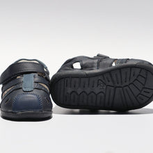 Load image into Gallery viewer, Jersey Leather Toddler Sandals – Comfortable and protective sandals for toddlers, featuring open sides for breathability, a closed-toe cage for anti-stub protection, and closed heels for added support. Designed in a classic style, these sandals are perfect for both boys and girls, offering durability and comfort for first walkers.