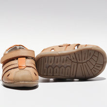 Load image into Gallery viewer, Jersey Leather Toddler Sandals – Comfortable and protective sandals for toddlers, featuring open sides for breathability, a closed-toe cage for anti-stub protection, and closed heels for added support. Designed in a classic style, these sandals are perfect for both boys and girls, offering durability and comfort for first walkers.