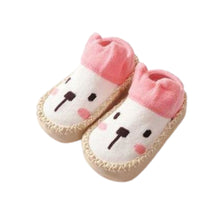 Load image into Gallery viewer, Socks with Soul Hello Baby Moccs Pink kitten 12cm (6-12 months) 

