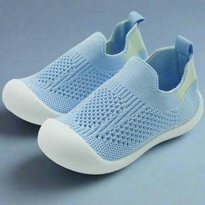 Crafted for comfort and stability, these first walker shoes are perfect for little ones taking their first steps. The soft, breathable knit upper provides a snug yet flexible fit, allowing tiny feet to move naturally and comfortably. With a lightweight, non-slip sole, these shoes offer essential grip and support as your baby learns to walk with confidence