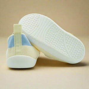 Crafted for comfort and stability, these first walker shoes are perfect for little ones taking their first steps. The soft, breathable knit upper provides a snug yet flexible fit, allowing tiny feet to move naturally and comfortably. With a lightweight, non-slip sole, these shoes offer essential grip and support as your baby learns to walk with confidence